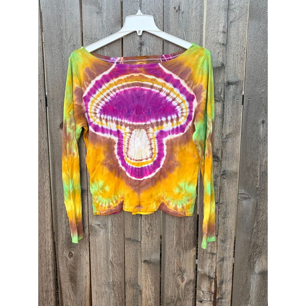 Handmade tie dye boat neck long sleeve t-shirt with mushroom women's XL